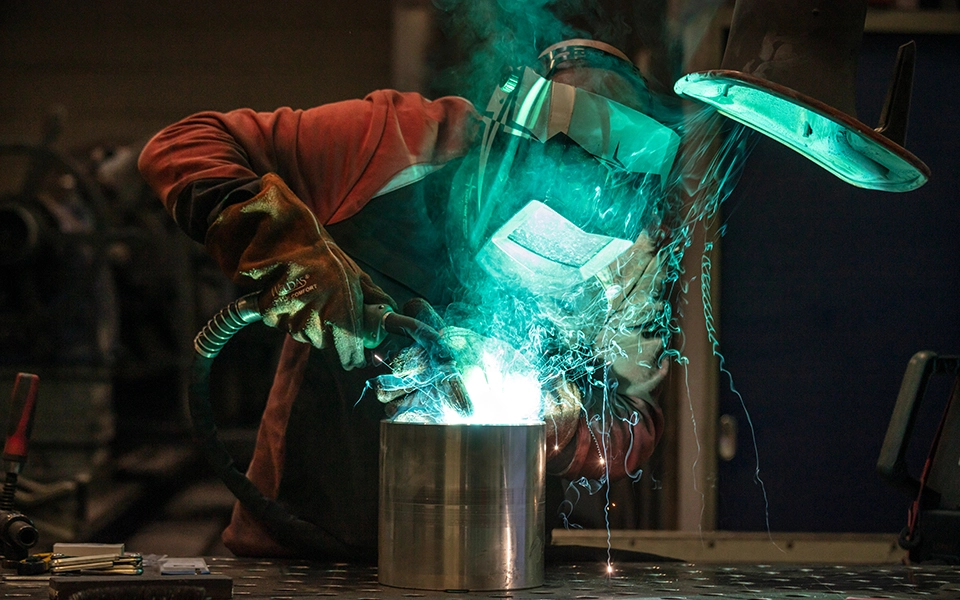 Schweißarbeiten an einem Werkstück